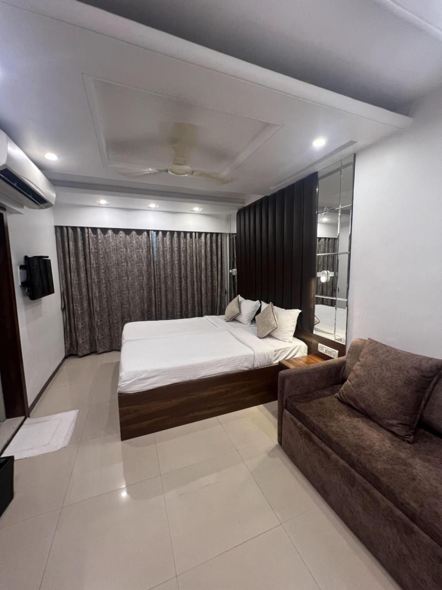 Hotel Supreme - Cuffe Parade Bombaj Zewnętrze zdjęcie