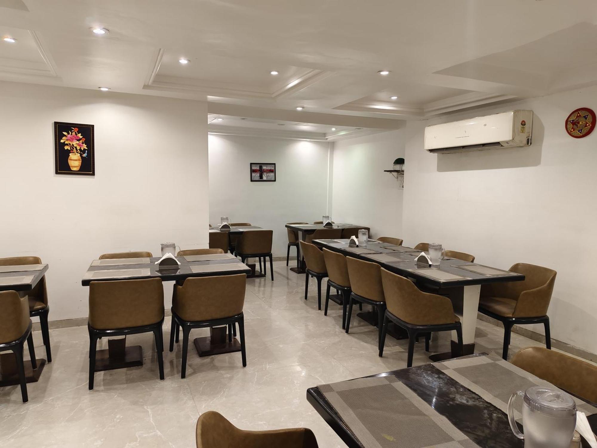 Hotel Supreme - Cuffe Parade Bombaj Zewnętrze zdjęcie
