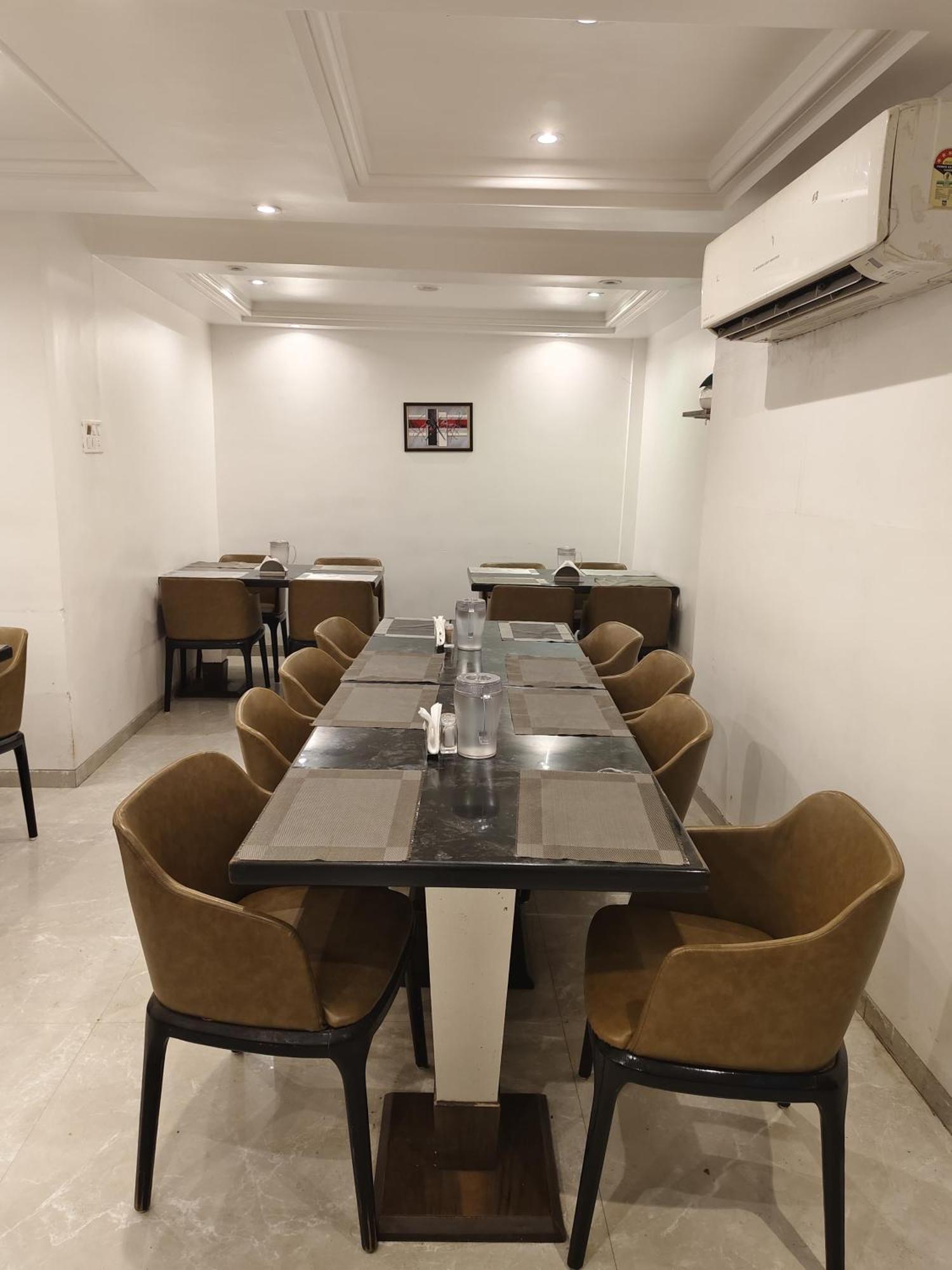 Hotel Supreme - Cuffe Parade Bombaj Zewnętrze zdjęcie